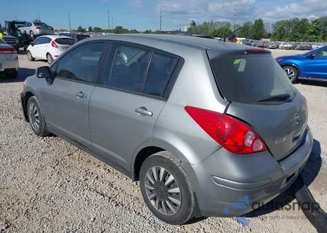 2008 Nissan Versa 1.8 S z USA, uszkodzony, nr VIN 3N1BC13E48L445825